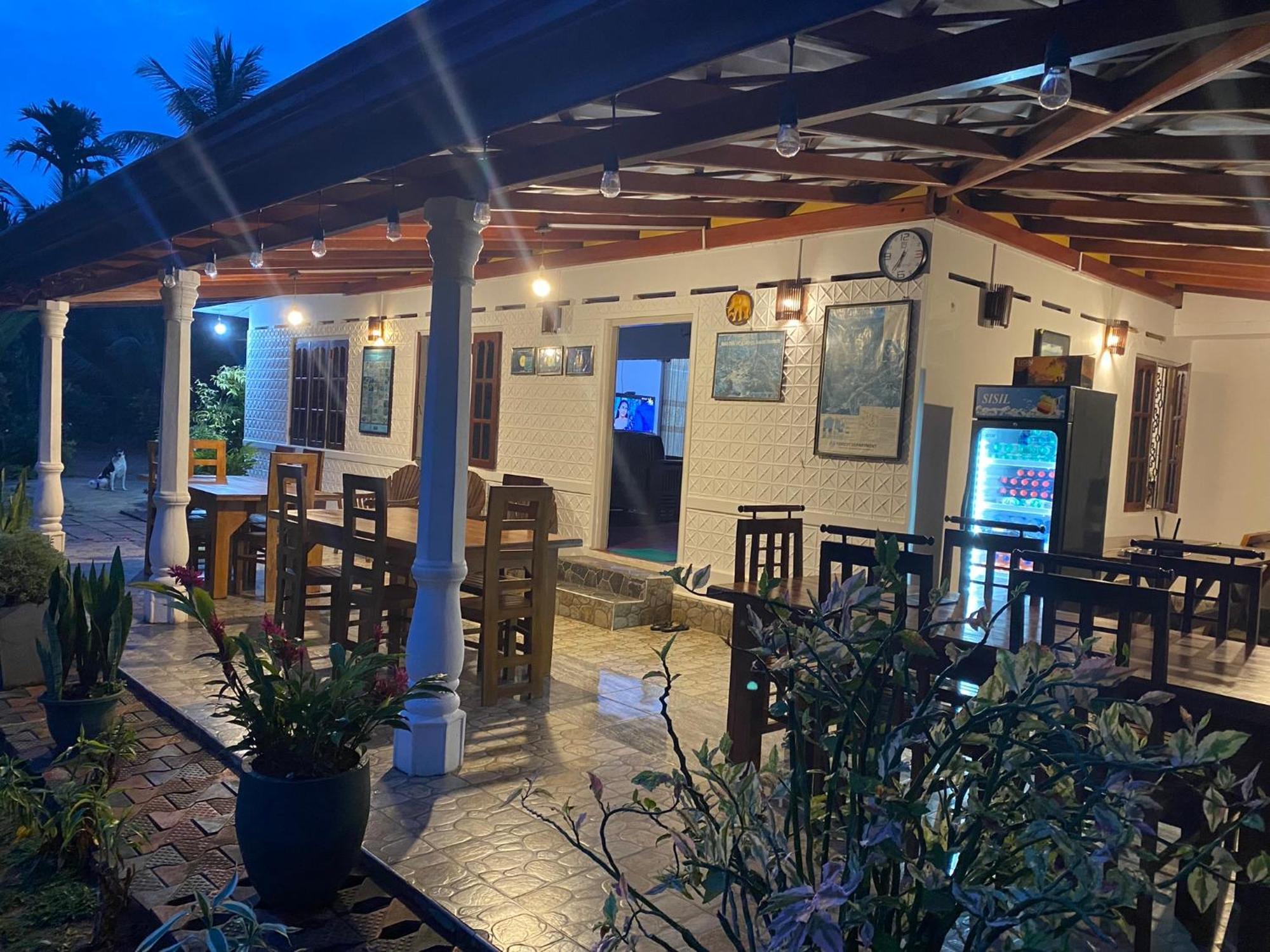 Rainforest Mount Lodge Deniyaya Dış mekan fotoğraf